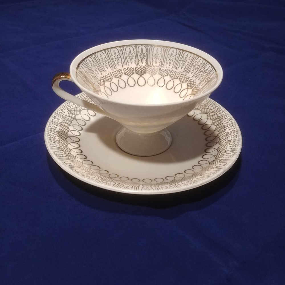 china set tea cup and plate  Set of 2 gold - Picture 6 of 10